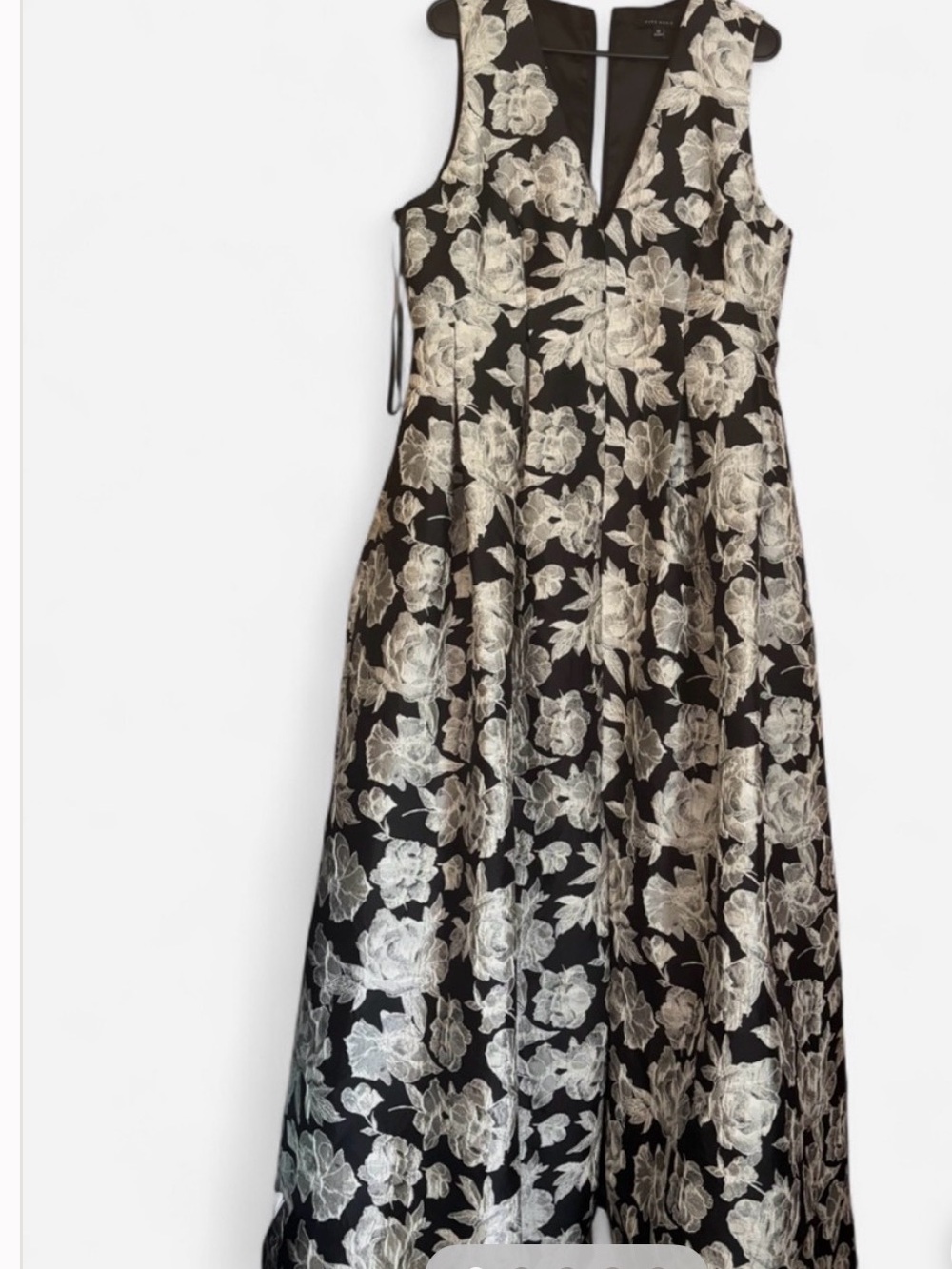 Sleeveless Black Floral Jacquard V-Neck Dress